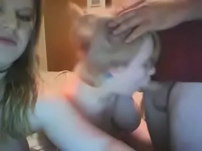 Two Pregnant Ladies Naked And Give Quick Blowjob